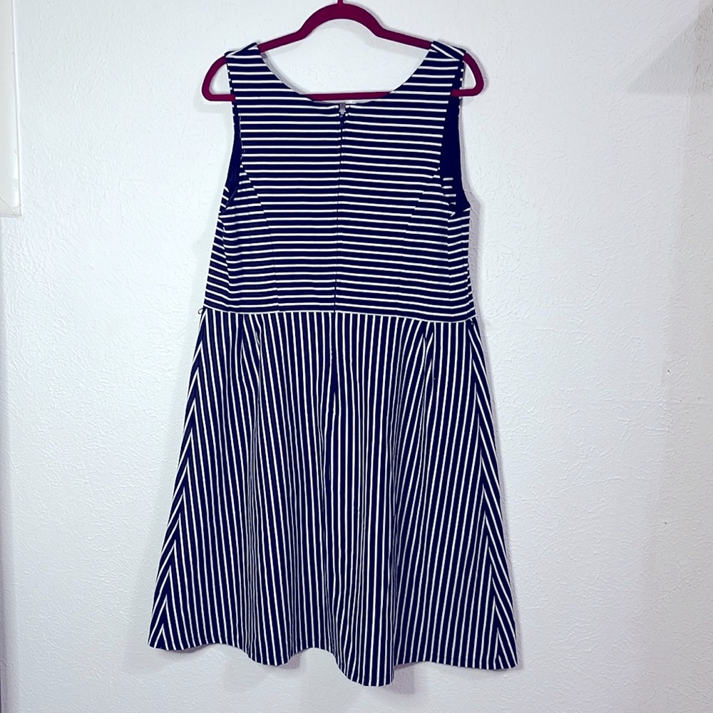 Black and white striped Merona size extra large dress sleeveless - Picture 4 of 4